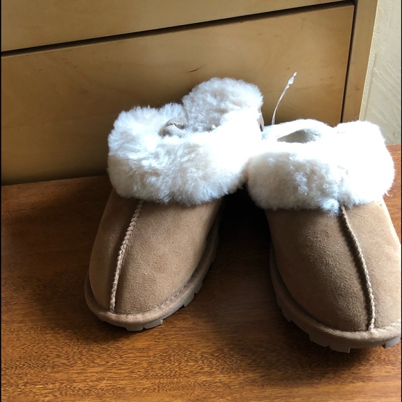 NEW Warm faux fur slippers, size 7 - Picture 1 of 4